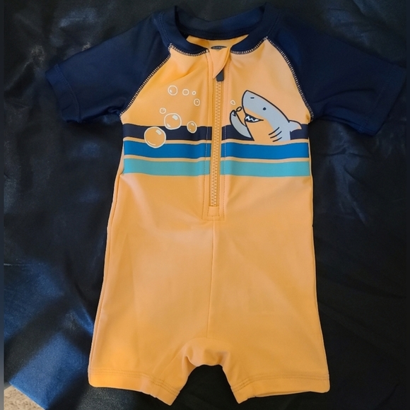 Old Navy Infant Swimwear Bundle - Picture 4 of 9